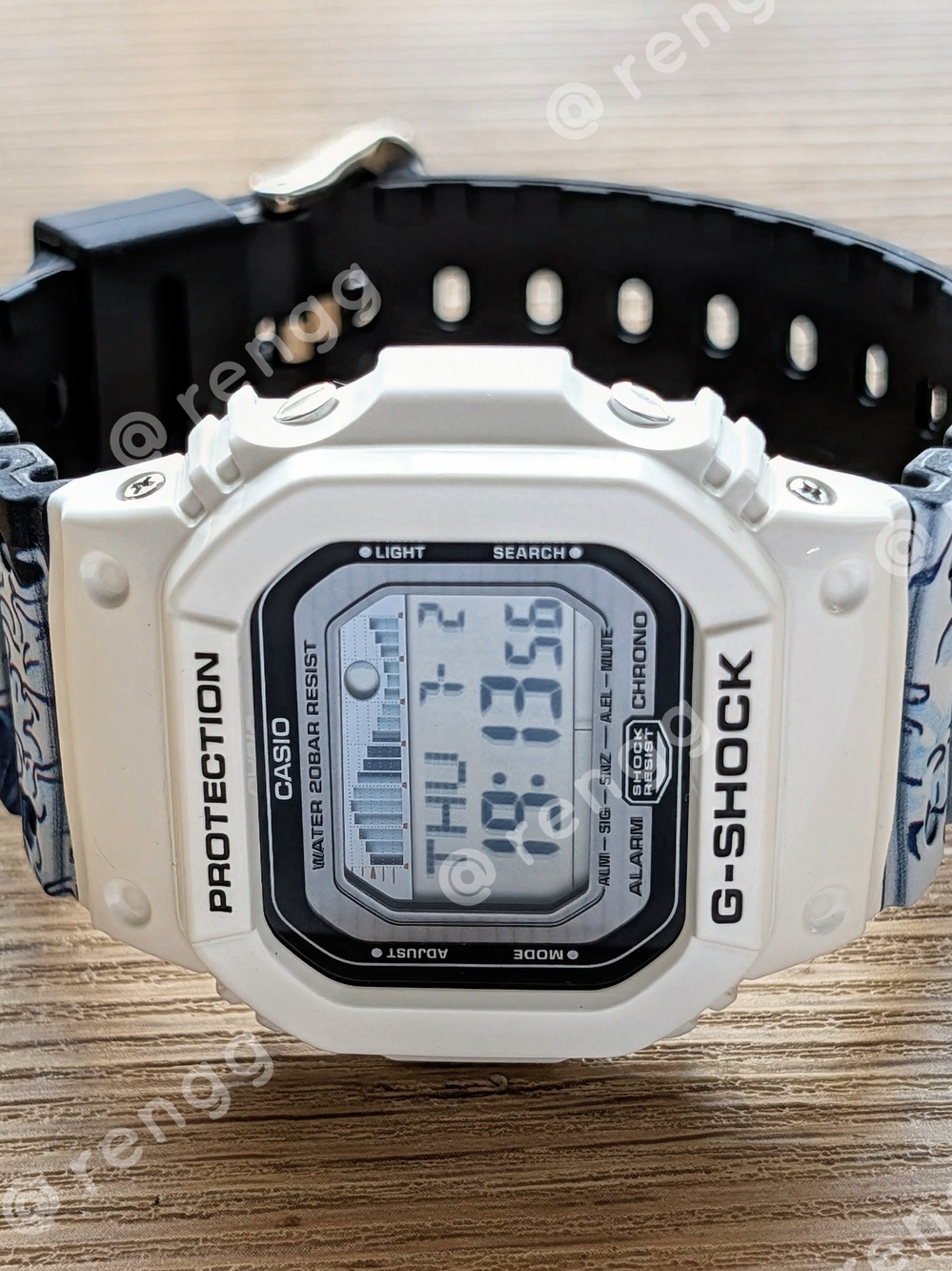 Casio G-SHOCK White Digital Watch Kanagawa